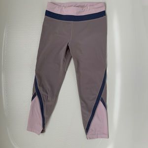 Capri Athleta girl leggings XL/14 grey/pink